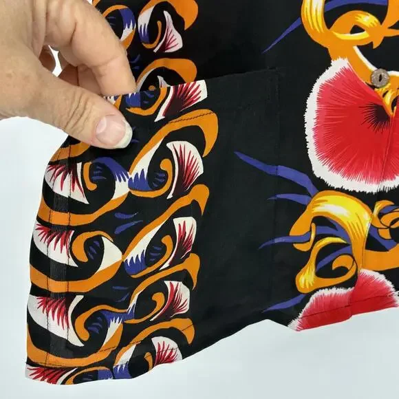 Avanti Auth Hawaiian 100% Silk VTG Shirt Black with Red and Orange Floral